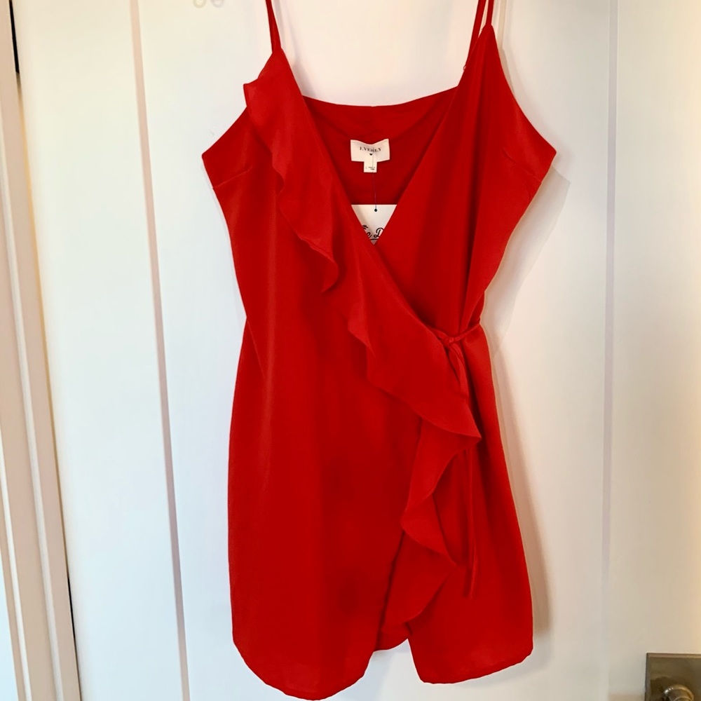 New with tags Everly red ruffle wrap tie dress